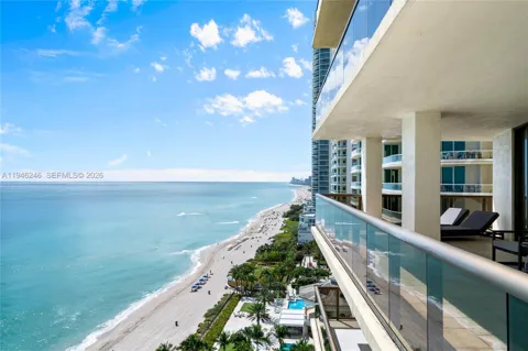 16275 Collins Ave #1501