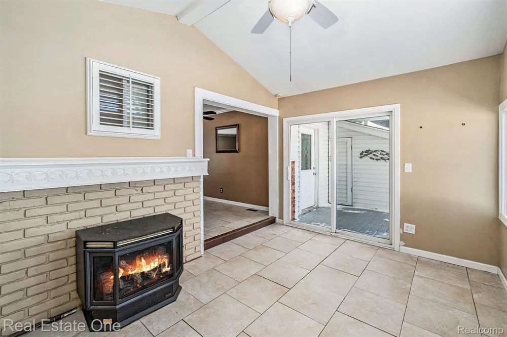 11422 Skyline Drive Fenton Charter Township, MI 48430