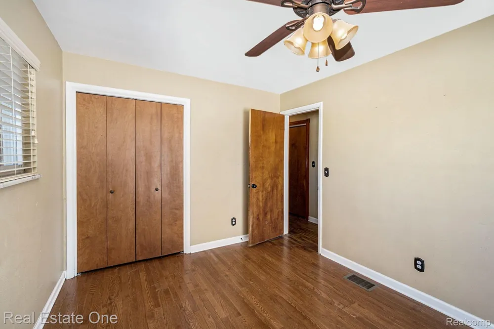 11422 Skyline Drive Fenton Charter Township, MI 48430