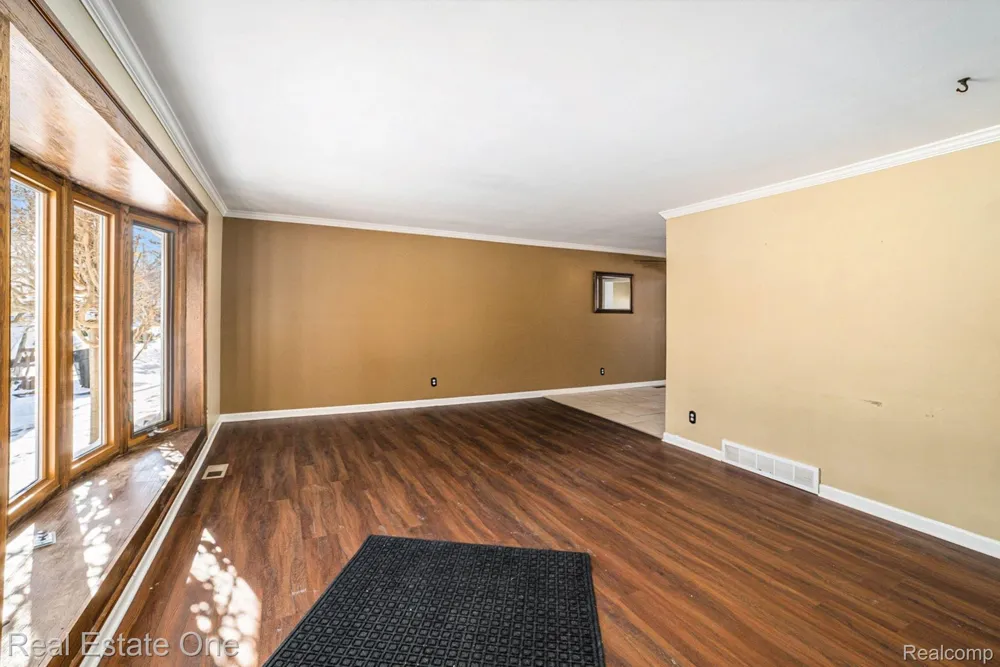 11422 Skyline Drive Fenton Charter Township, MI 48430