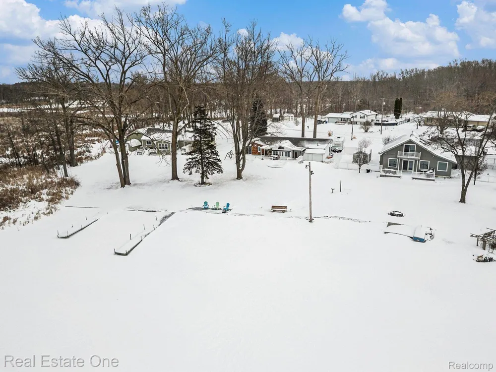 11422 Skyline Drive Fenton Charter Township, MI 48430