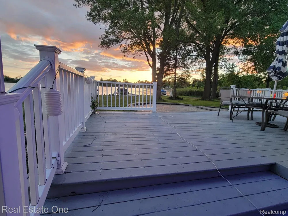 11422 Skyline Drive Fenton Charter Township, MI 48430