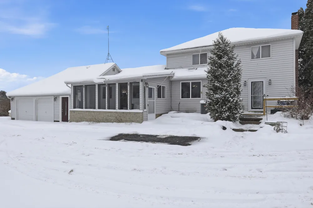 16480 16 Mile Road Colfax Township, MI 49307