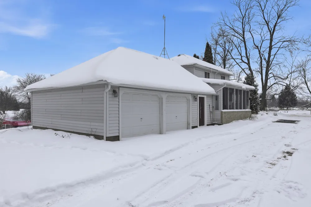 16480 16 Mile Road Colfax Township, MI 49307