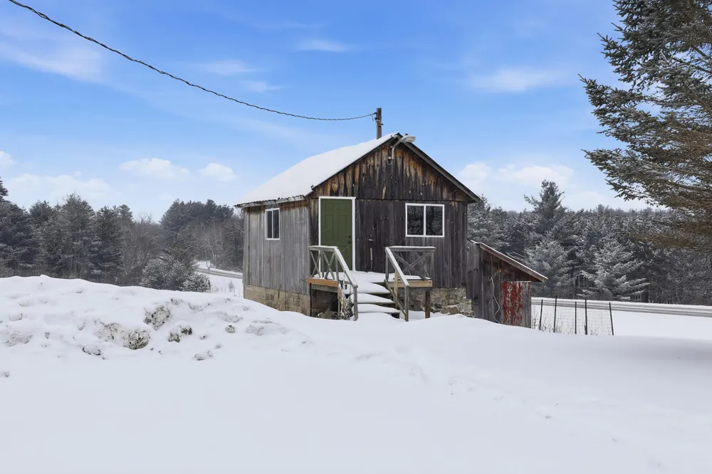 16480 16 Mile Road Colfax Township, MI 49307