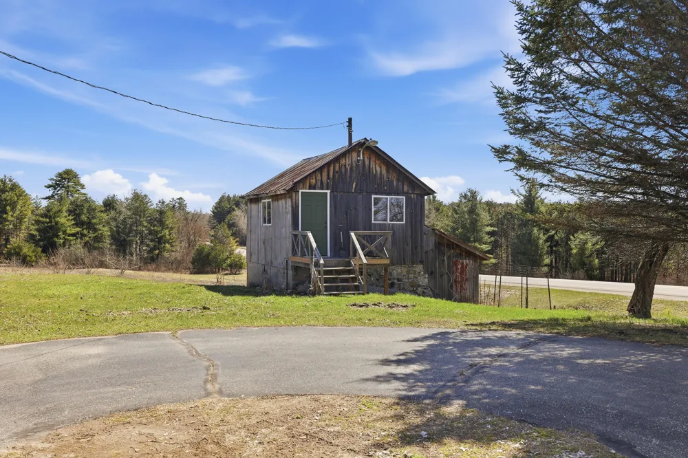 16480 16 Mile Road Colfax Township, MI 49307