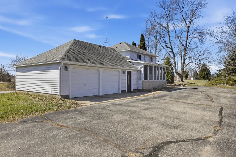 16480 16 Mile Road Colfax Township, MI 49307