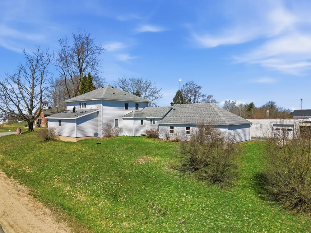 16480 16 Mile Road Colfax Township, MI 49307