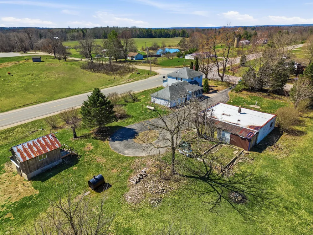16480 16 Mile Road Colfax Township, MI 49307