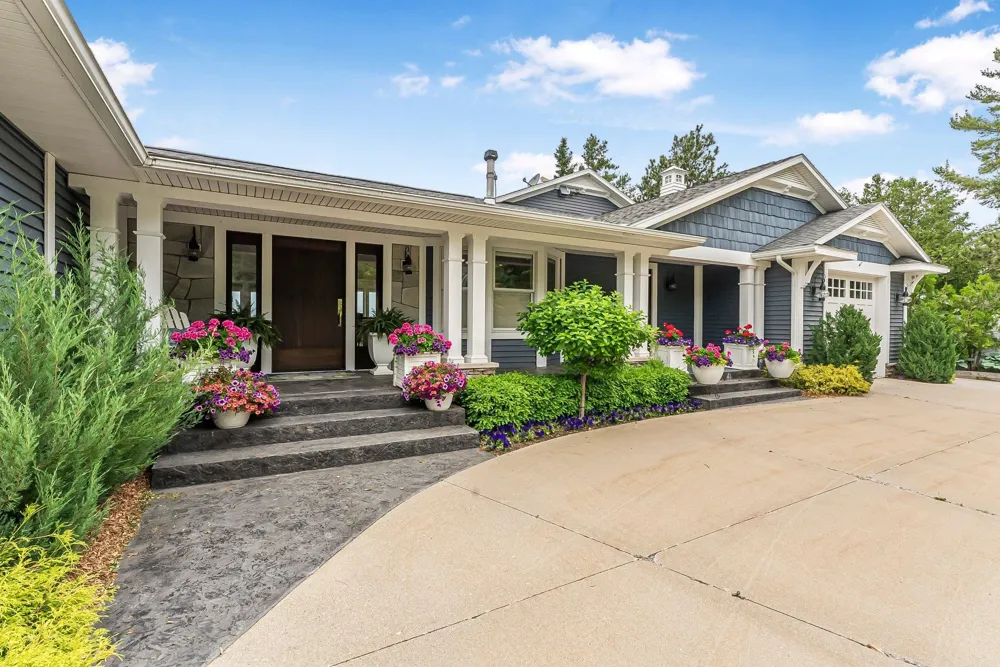 6709 E Wilderness Drive Wawatam Township, MI 49701