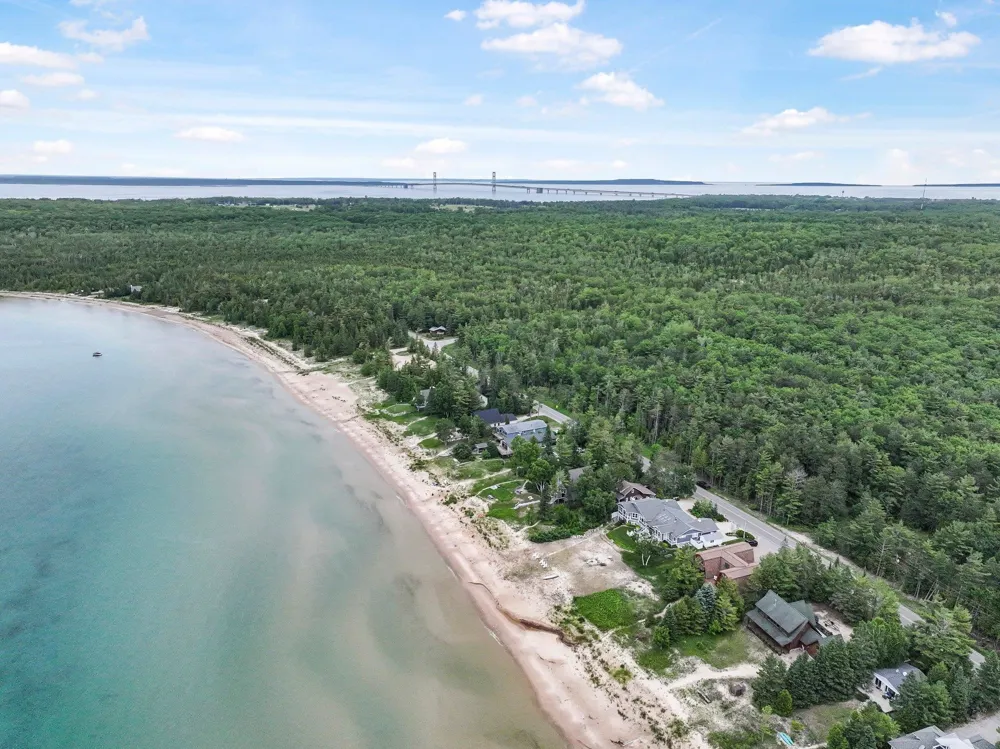 6709 E Wilderness Drive Wawatam Township, MI 49701