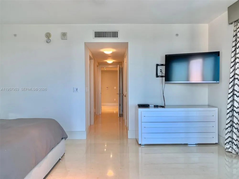 3101 S Ocean Dr #1701 Hollywood, FL 33019