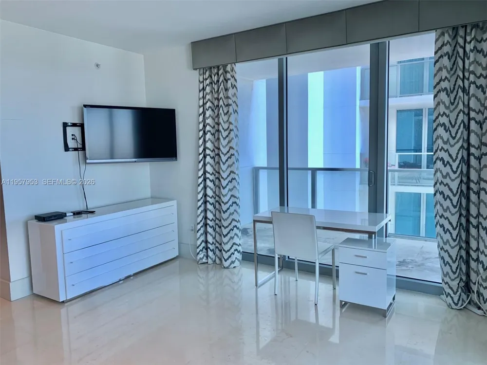 3101 S Ocean Dr #1701 Hollywood, FL 33019