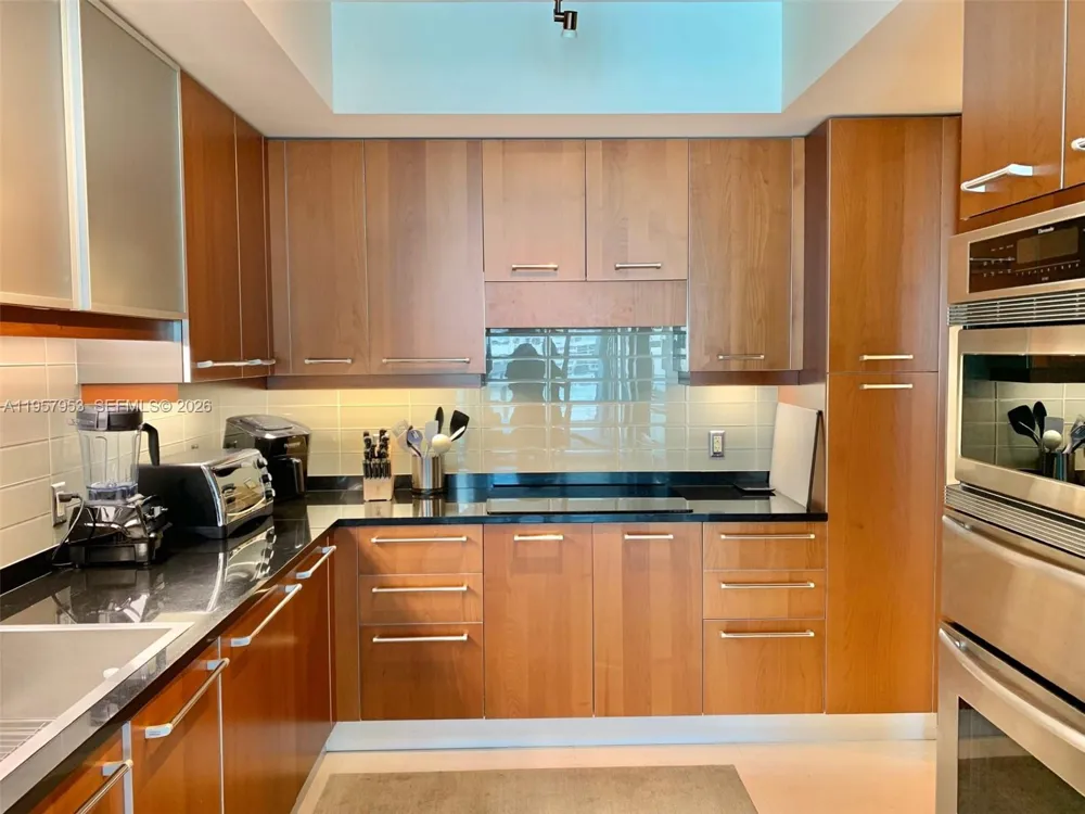 3101 S Ocean Dr #1701 Hollywood, FL 33019