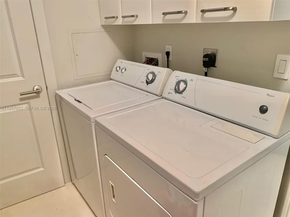 3101 S Ocean Dr #1701 Hollywood, FL 33019