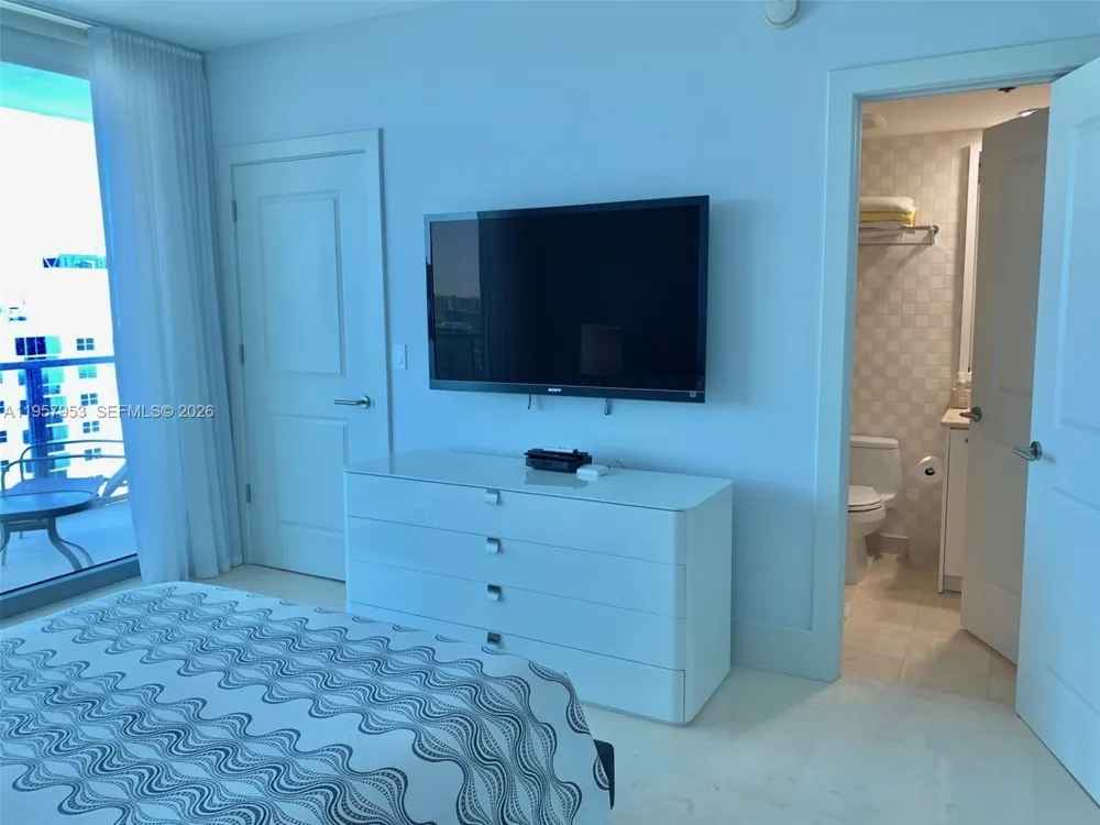 3101 S Ocean Dr #1701 Hollywood, FL 33019