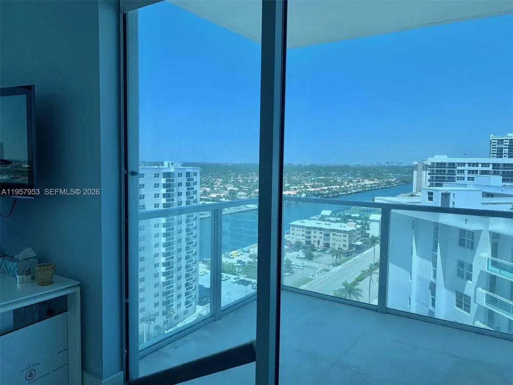 3101 S Ocean Dr #1701 Hollywood, FL 33019