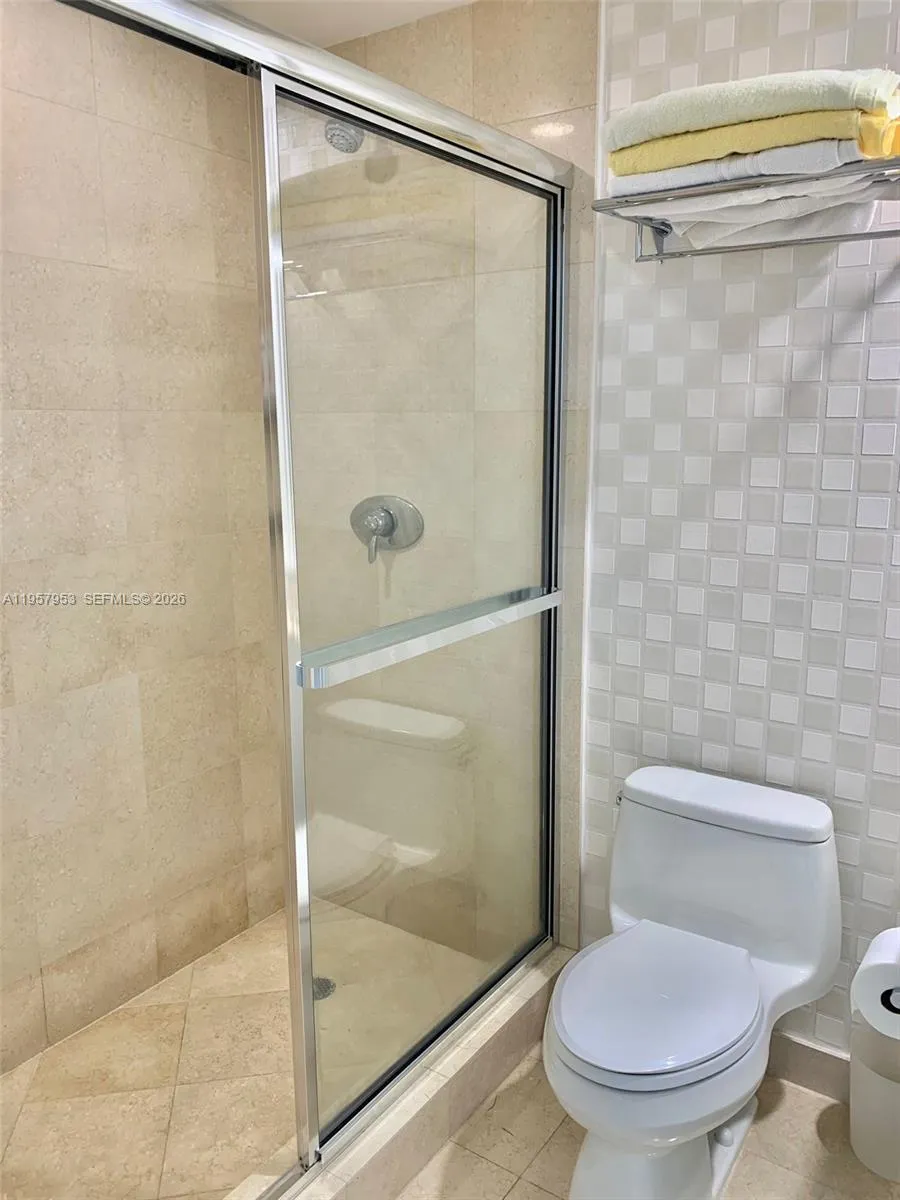 3101 S Ocean Dr #1701 Hollywood, FL 33019