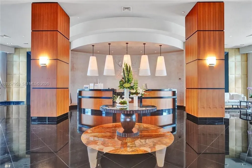 3101 S Ocean Dr #1701 Hollywood, FL 33019