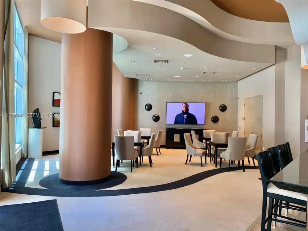 3101 S Ocean Dr #1701 Hollywood, FL 33019