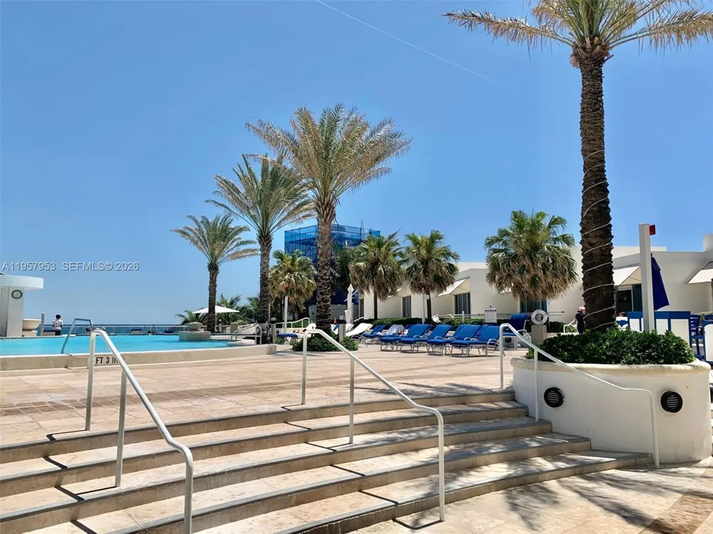 3101 S Ocean Dr #1701 Hollywood, FL 33019