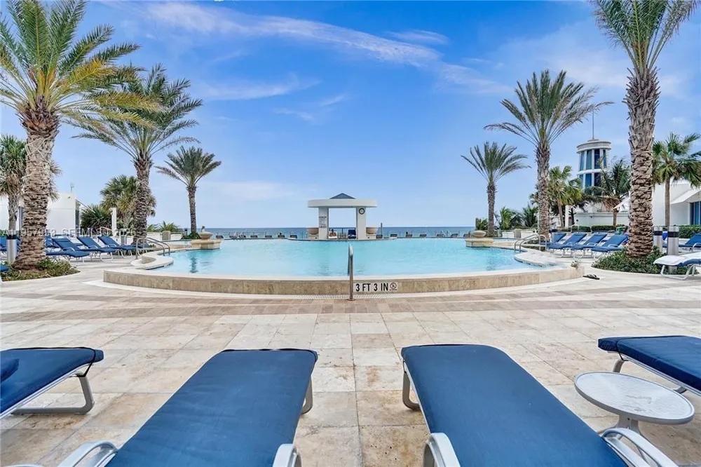 3101 S Ocean Dr #1701 Hollywood, FL 33019