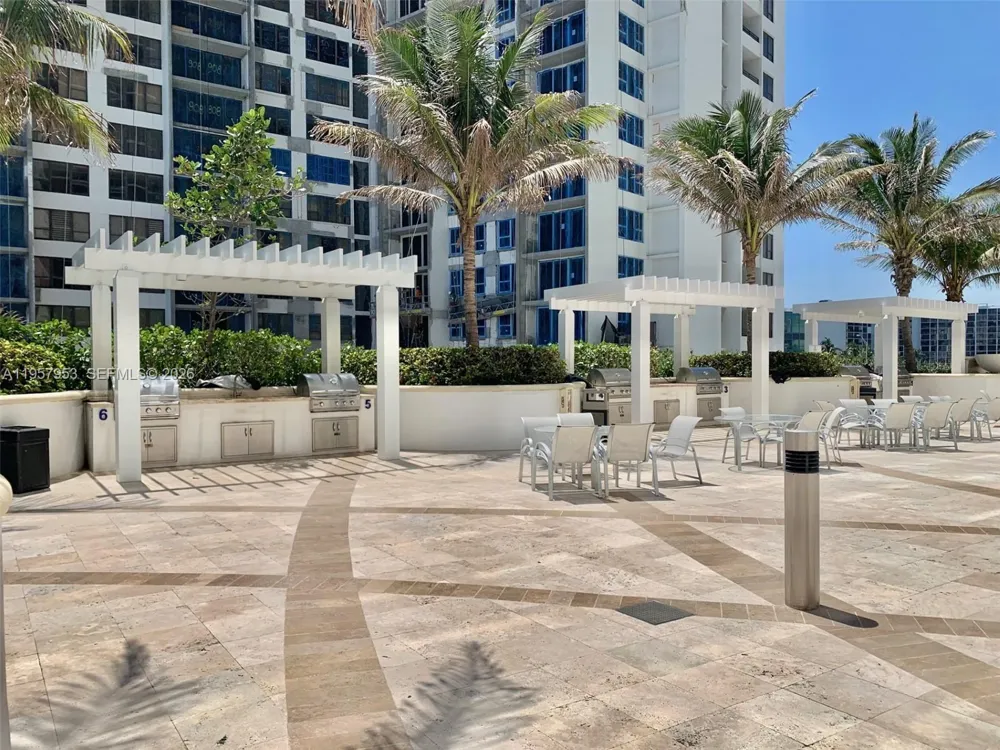 3101 S Ocean Dr #1701 Hollywood, FL 33019