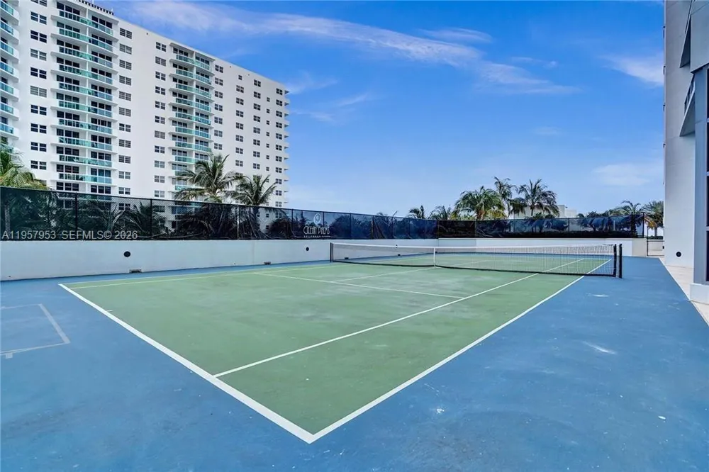 3101 S Ocean Dr #1701 Hollywood, FL 33019