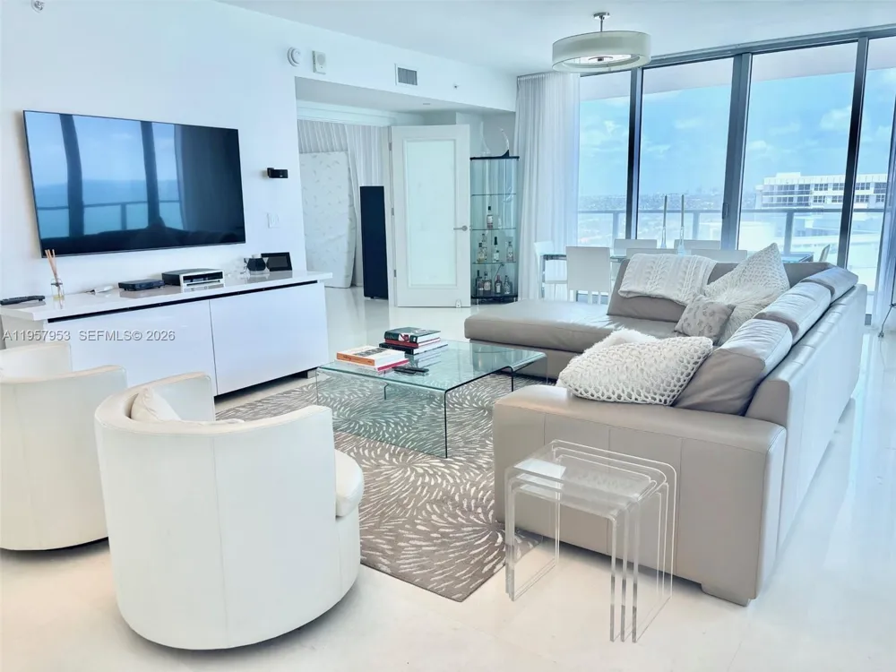 3101 S Ocean Dr #1701 Hollywood, FL 33019