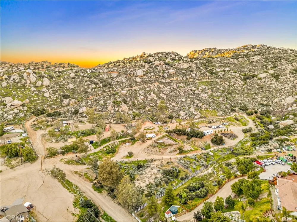 31300 Ruth Lane Homeland, CA 92548