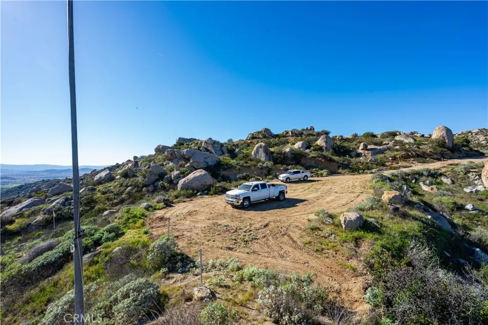 31300 Ruth Lane Homeland, CA 92548