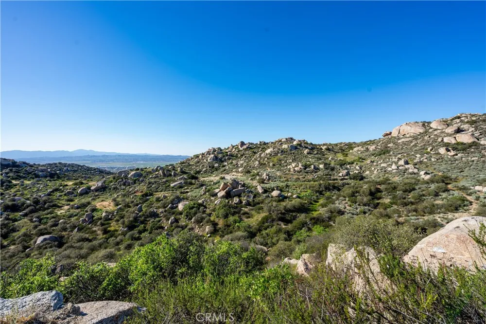 31300 Ruth Lane Homeland, CA 92548