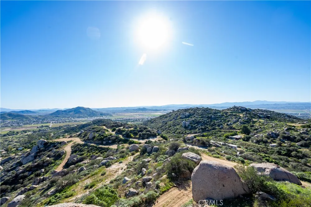31300 Ruth Lane Homeland, CA 92548