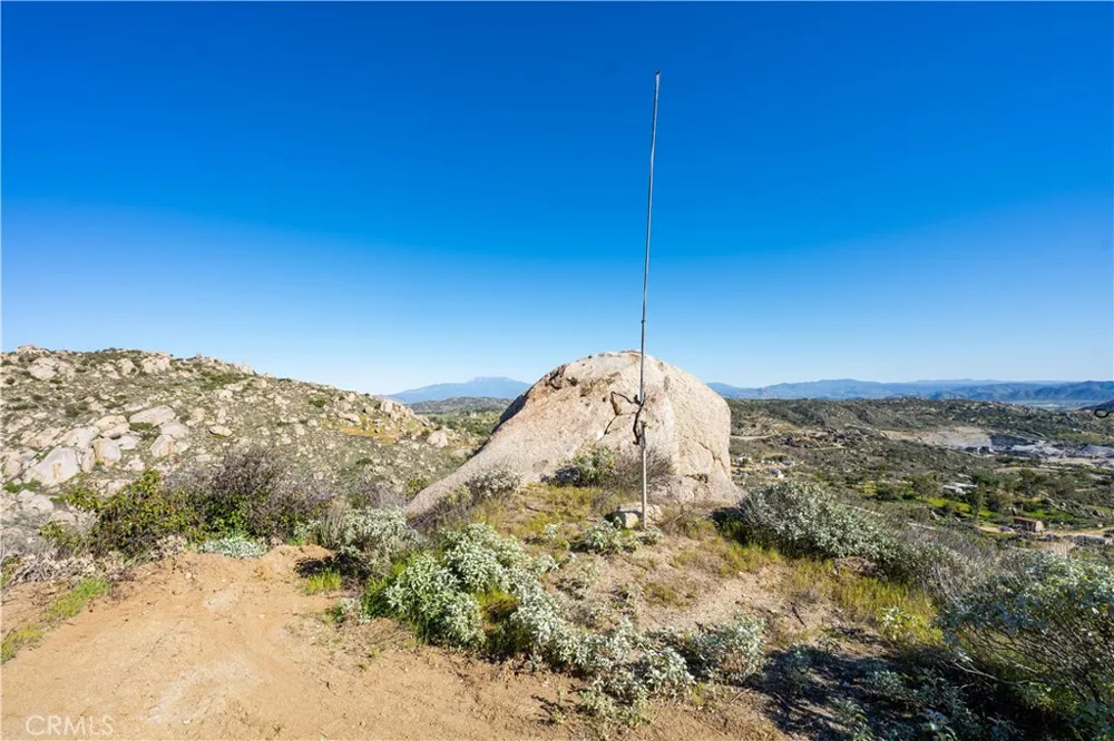 31300 Ruth Lane Homeland, CA 92548
