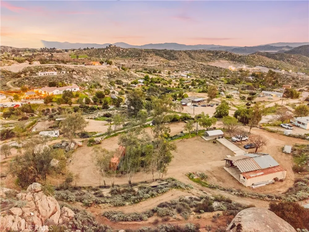 31300 Ruth Lane Homeland, CA 92548