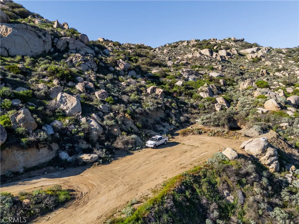 31300 Ruth Lane Homeland, CA 92548
