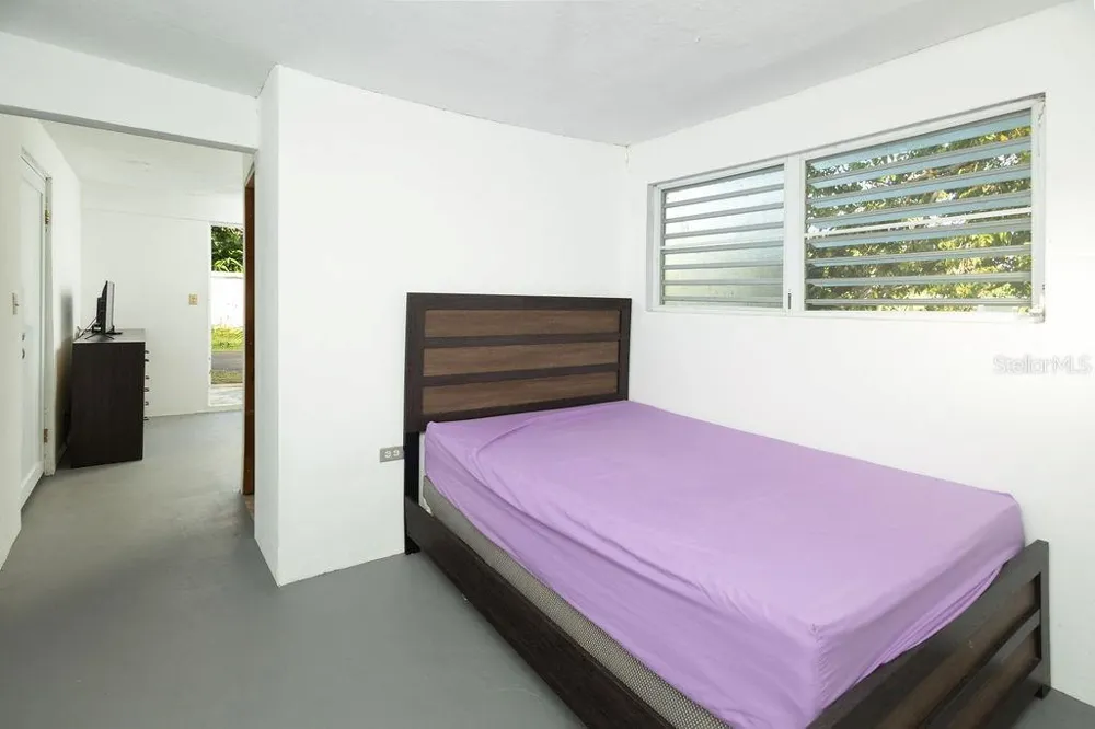 63 SECTOR VILLA BORINQUEN Vieques, PR 00765