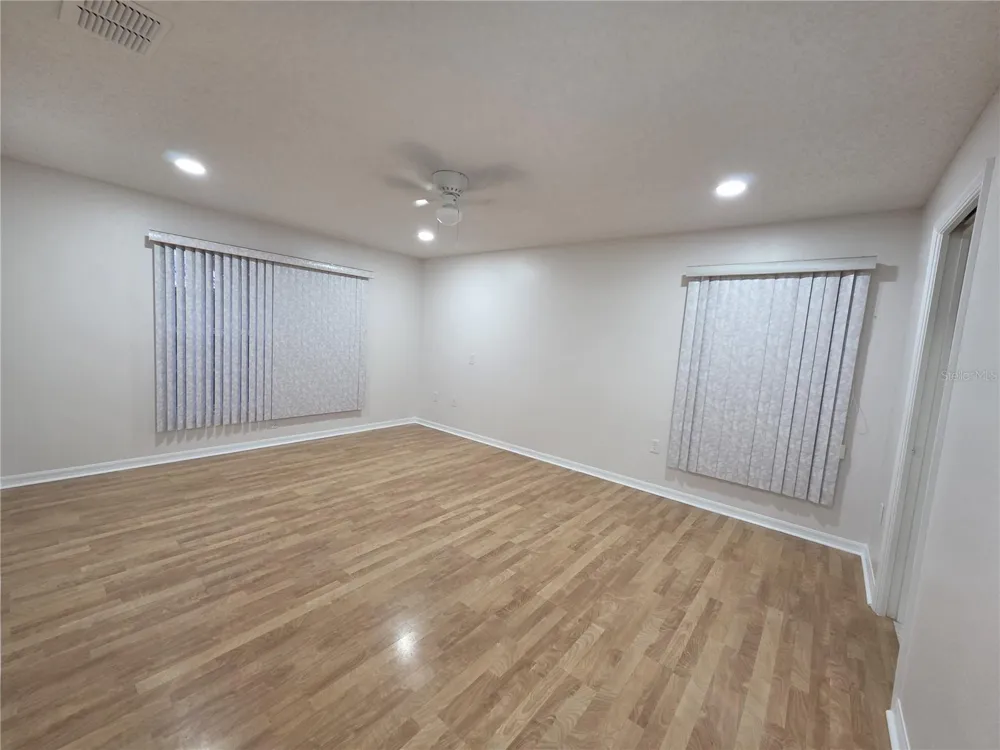 36014 LAKE UNITY NURSERY ROAD Fruitland Park, FL 34731