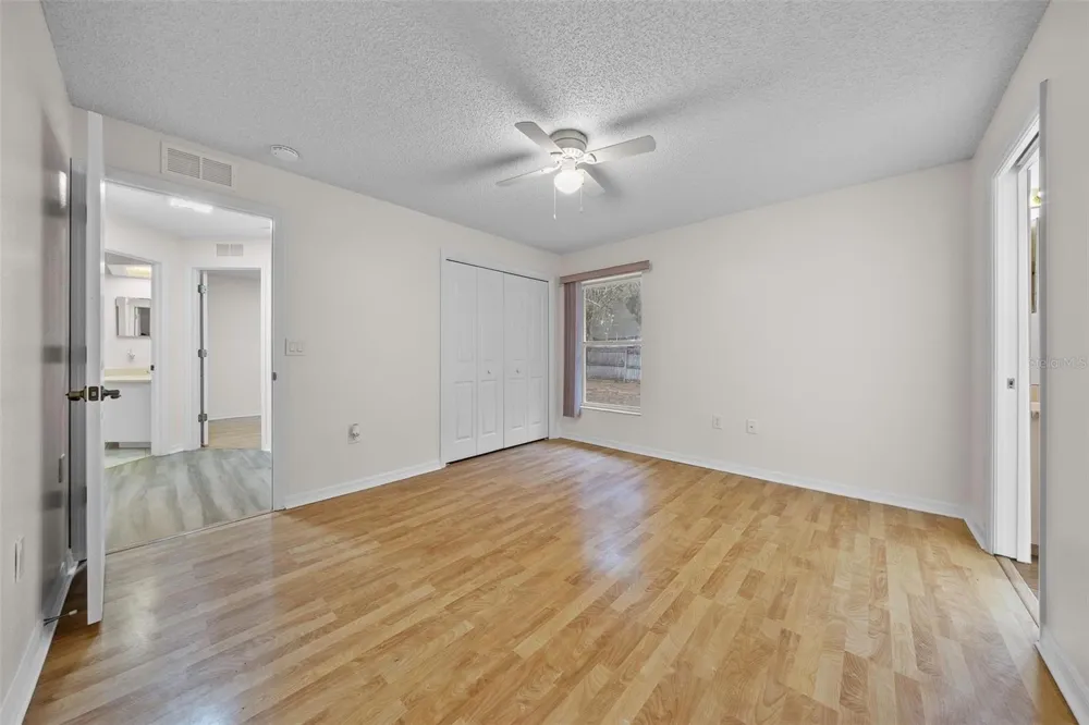 36014 LAKE UNITY NURSERY ROAD Fruitland Park, FL 34731