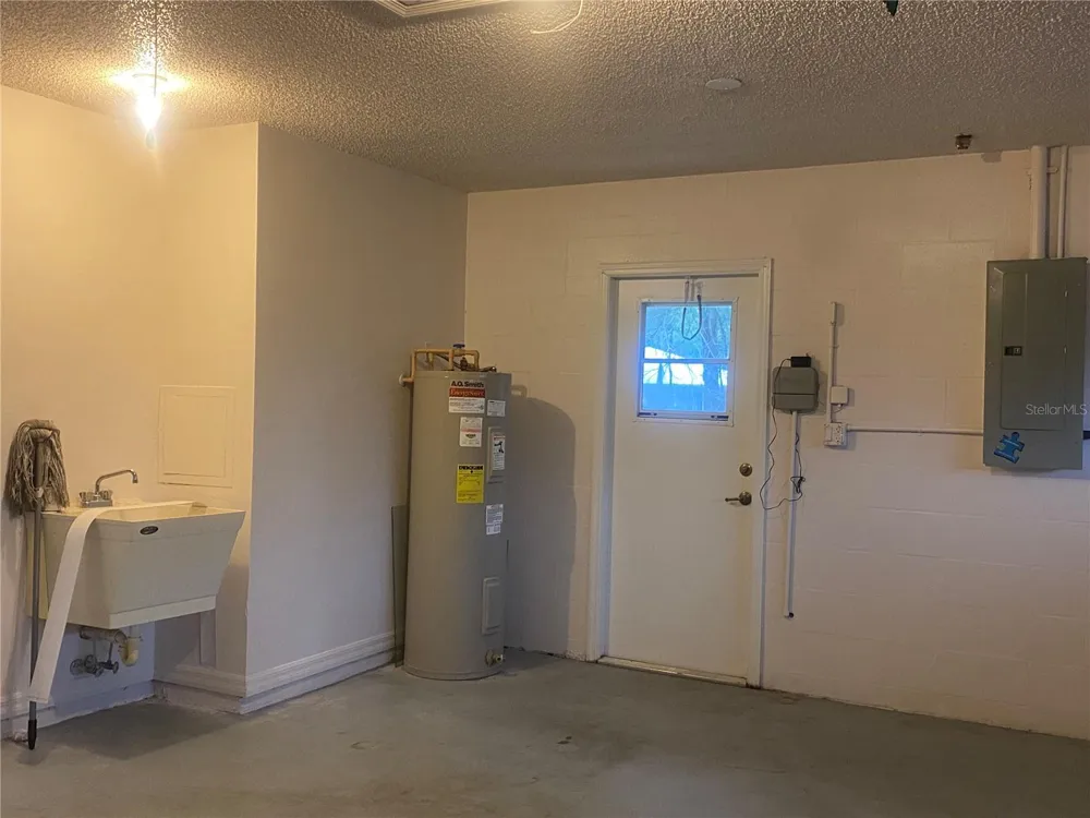 36014 LAKE UNITY NURSERY ROAD Fruitland Park, FL 34731
