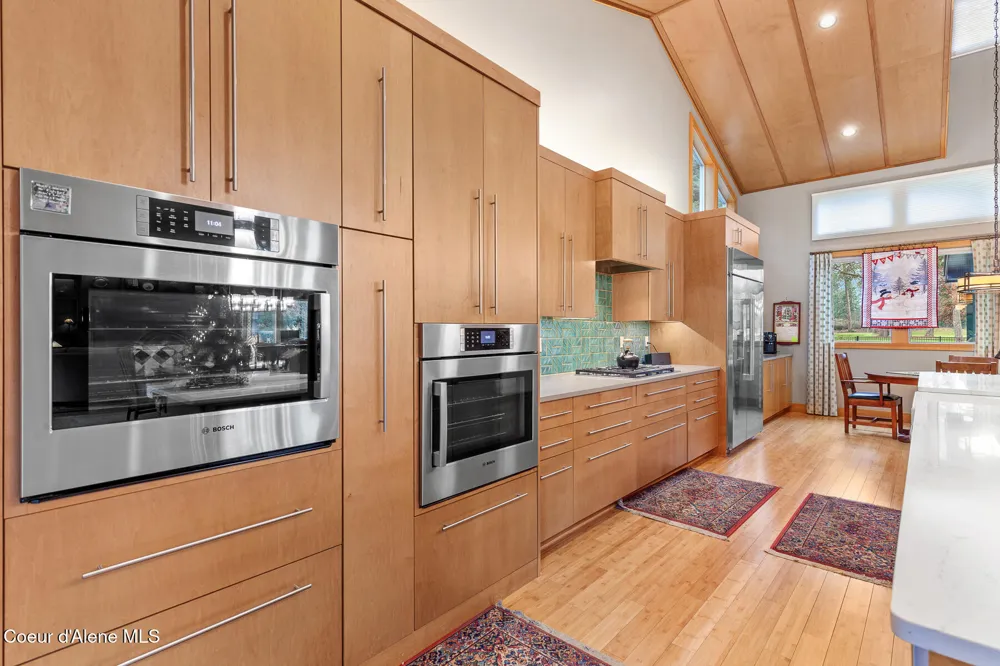 9641 EASY STREET Hayden Lake, ID 83835