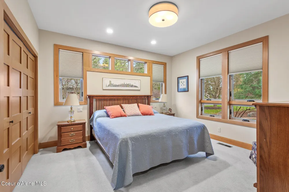 9641 EASY STREET Hayden Lake, ID 83835