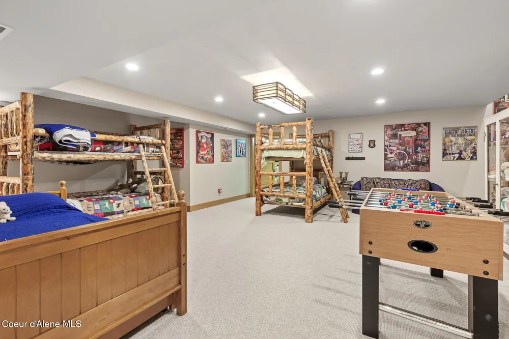 9641 EASY STREET Hayden Lake, ID 83835