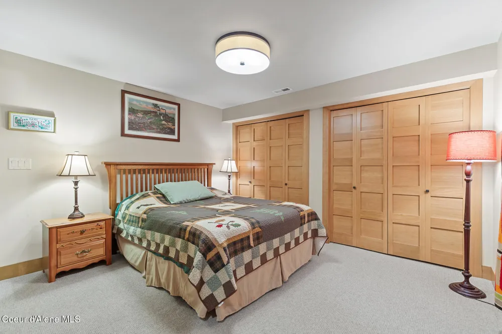 9641 EASY STREET Hayden Lake, ID 83835