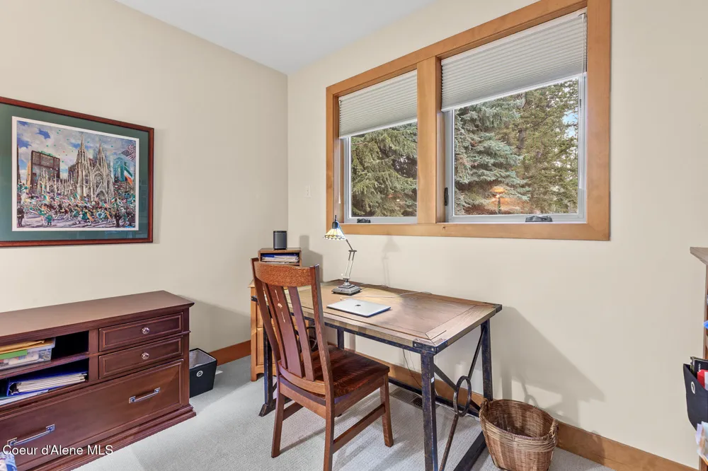 9641 EASY STREET Hayden Lake, ID 83835
