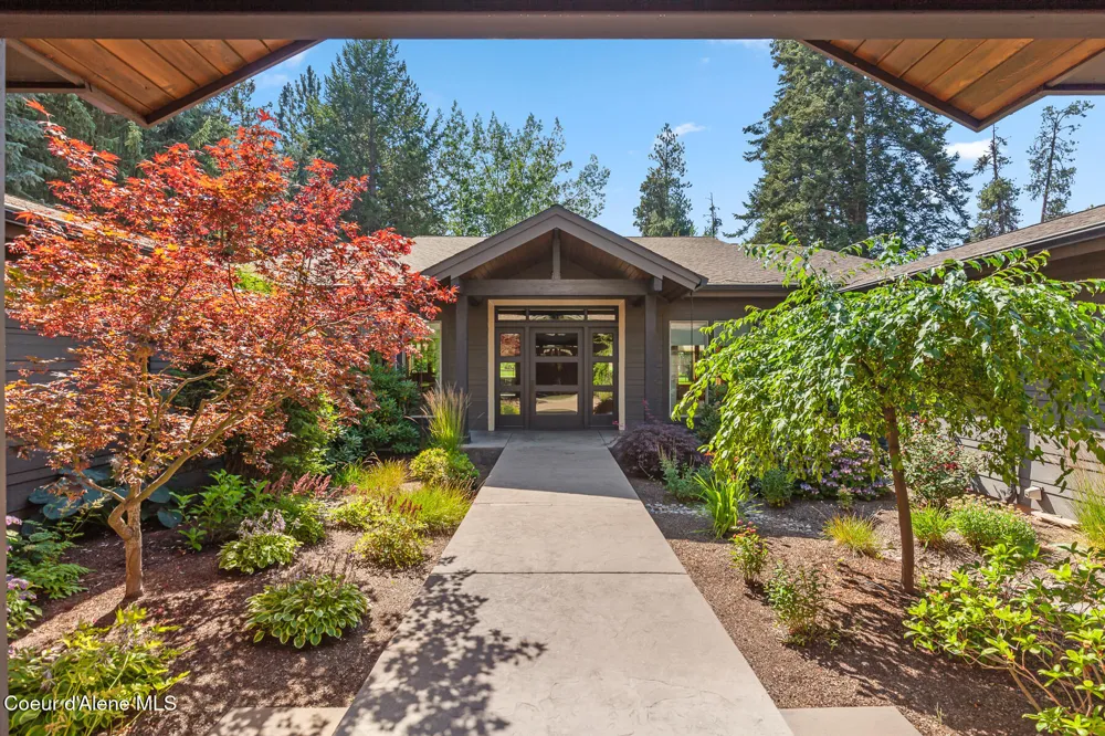 9641 EASY STREET Hayden Lake, ID 83835