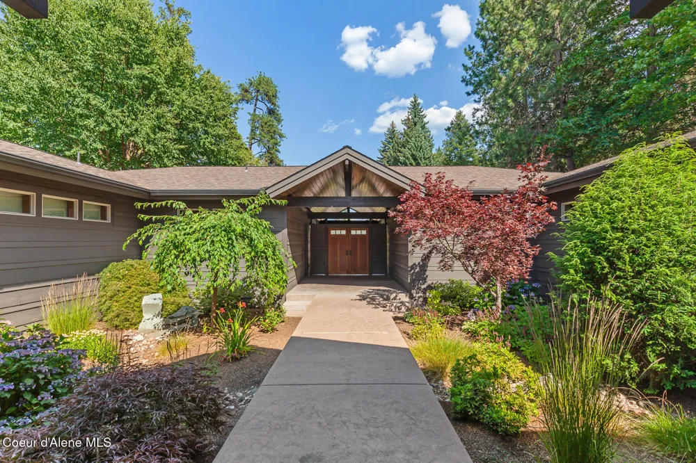 9641 EASY STREET Hayden Lake, ID 83835