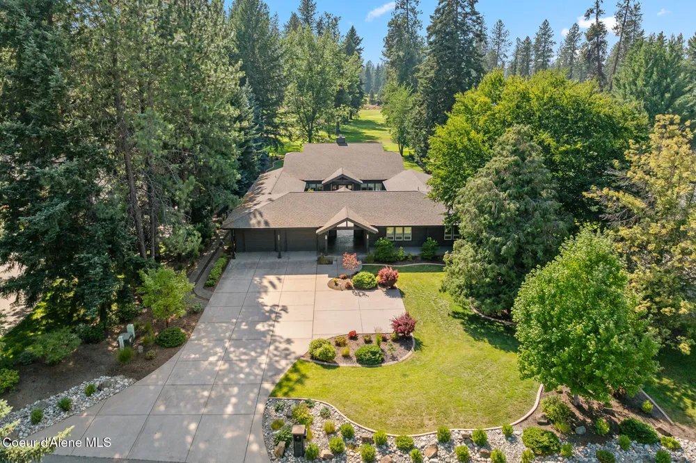 9641 EASY STREET Hayden Lake, ID 83835