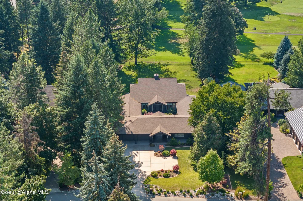 9641 EASY STREET Hayden Lake, ID 83835