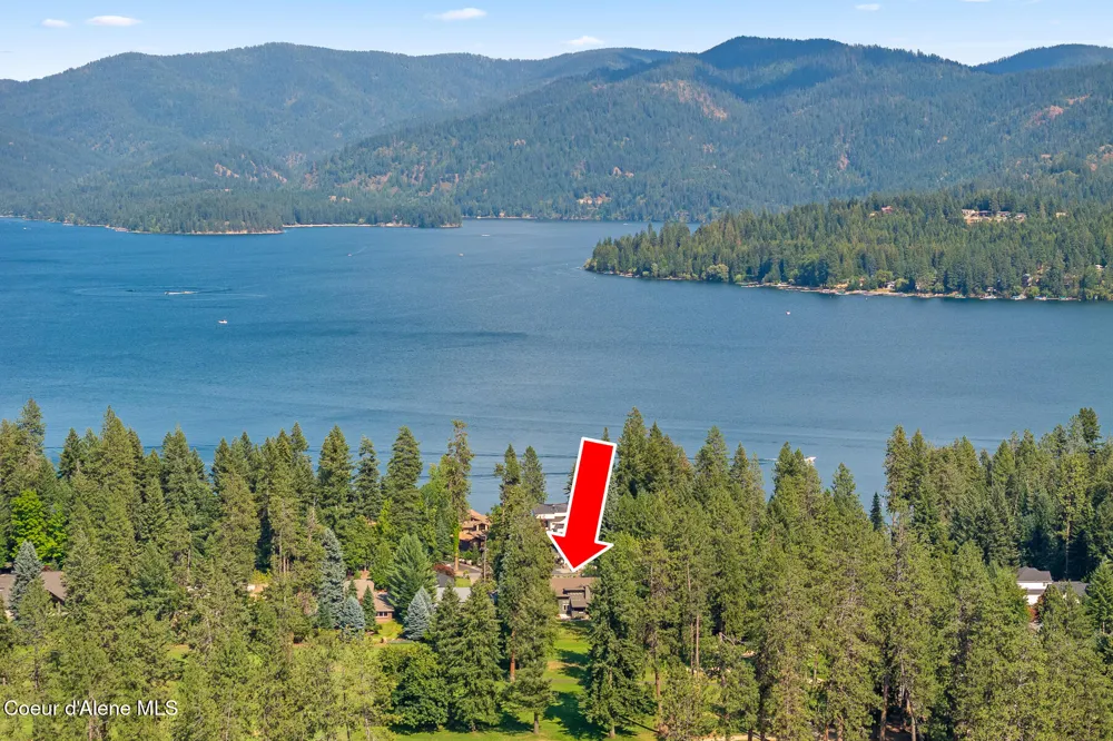 9641 EASY STREET Hayden Lake, ID 83835